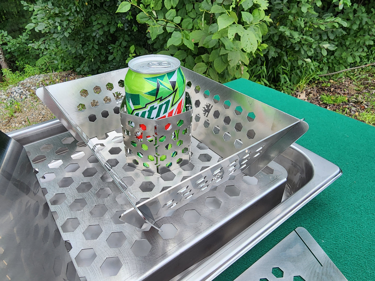 Click n' Cook Beer Can Chicken Holder